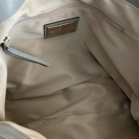 Luisa 2 Signature Tote Bag
VALENTINO BY MARIO VALENTINO - Picture 5 of 9